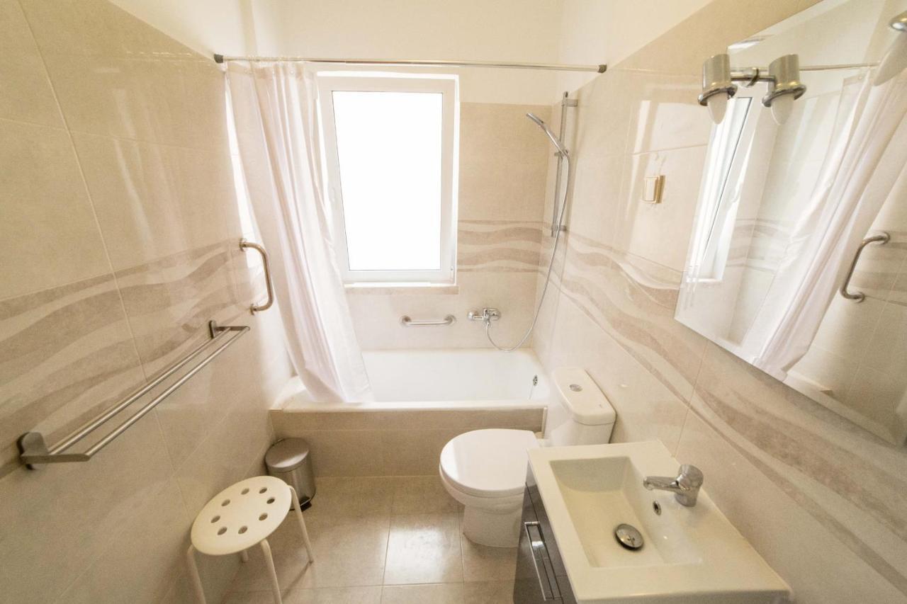 Апартаменты Flh Gulbenkian Flat With Balcony Лиссабон Экстерьер фото